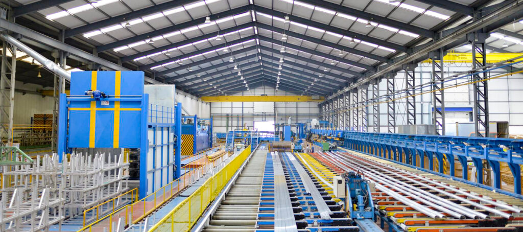 servicio integral en extrusión de aluminio incluyendo tratamientos superficiales